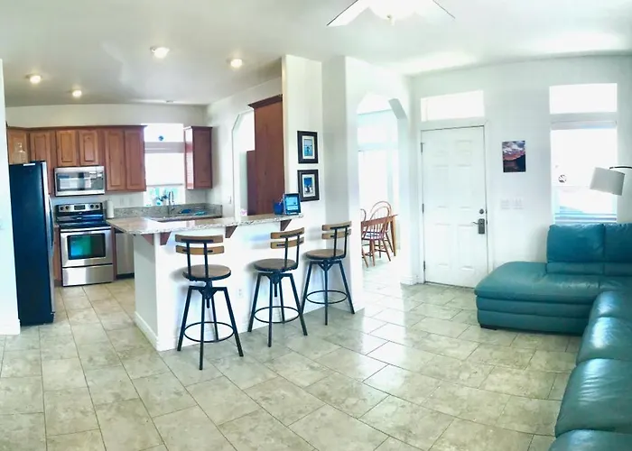 Local View Pet Friendly Boat Parking Close To Antelope Canyon Horseshoebend Сasa de vacaciones *